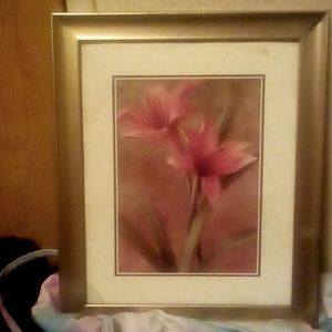 Home interior pink flowers